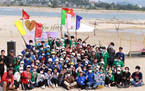 Đầy sức hút với trại Thủ lĩnh Tiên phong Đại học Đông Á 2022